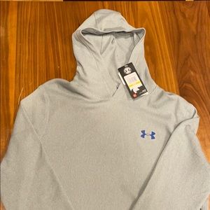 Under Armour long sleeve hooded thermal tee